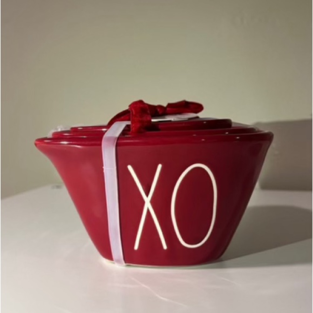 Rae Dunn heart XOXO measuring cups (BUY NOW) - Picture 3 of 7